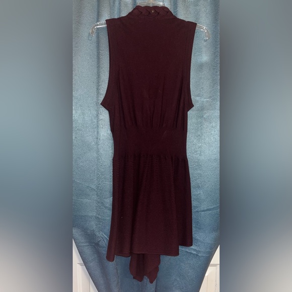 Fylo Women’s Sweater Vest Size M - Picture 2 of 2